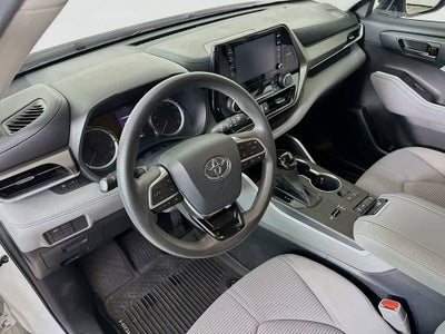 Toyota Highlander L 2020