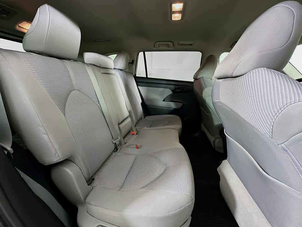 Toyota Highlander L 2020