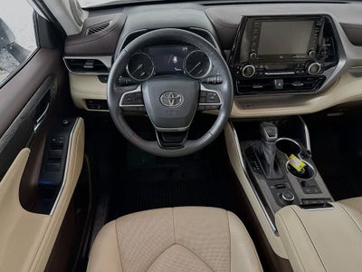 Toyota Highlander Limited 2022