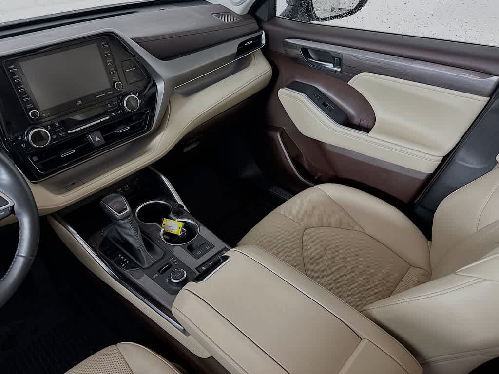 Toyota Highlander Limited 2022
