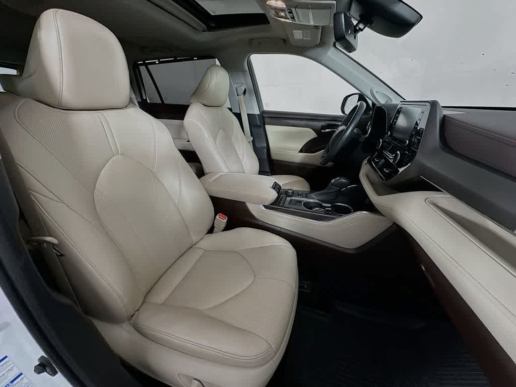 Toyota Highlander Limited 2022