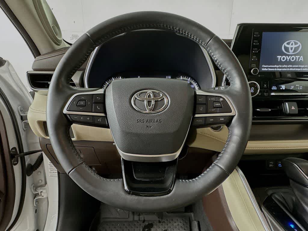 Toyota Highlander Limited 2022