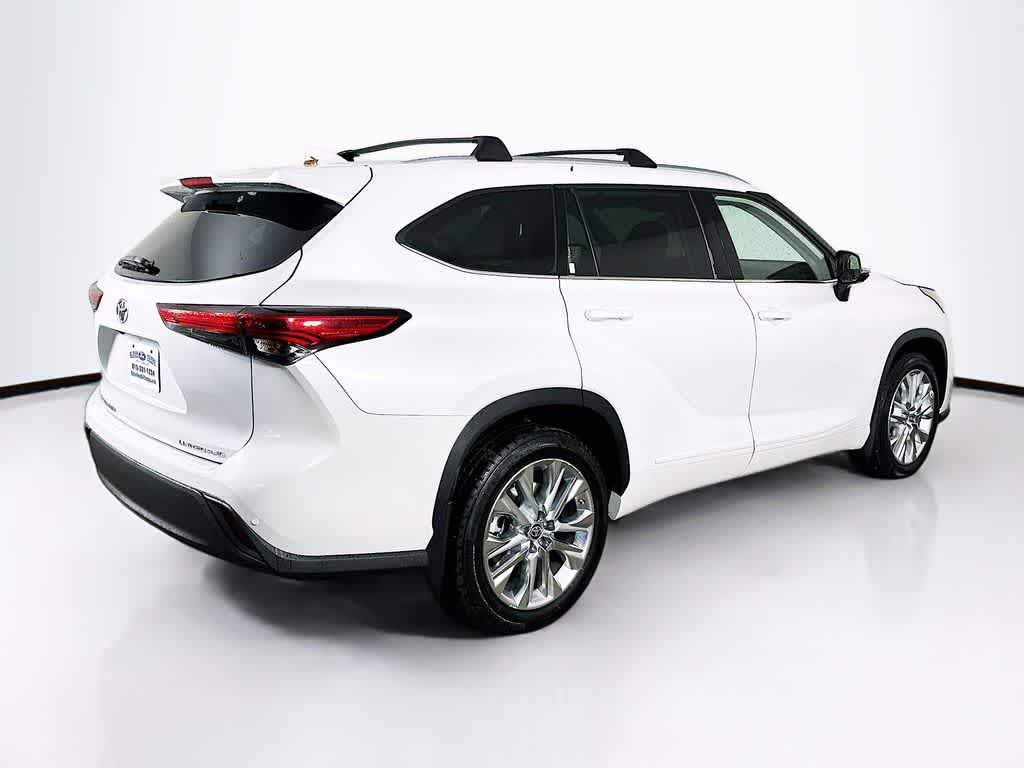 Toyota Highlander Limited 2022