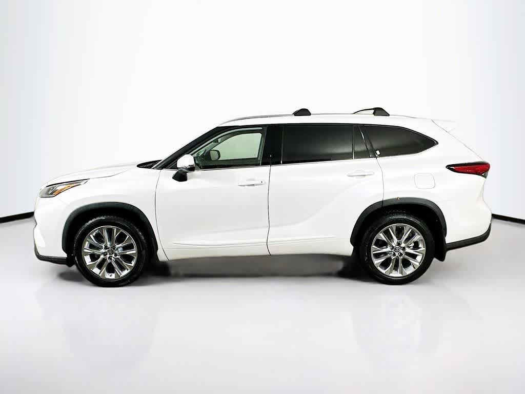 Toyota Highlander Limited 2022