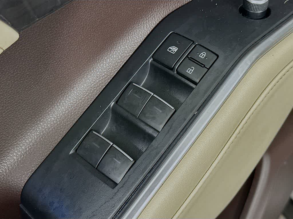 Toyota Highlander Limited 2022