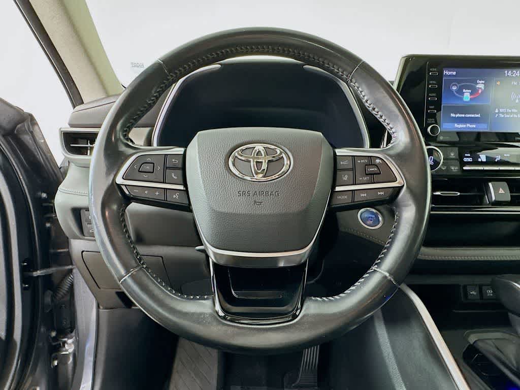 Toyota Highlander Hybrid XLE 2021