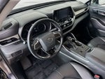 Toyota Highlander Hybrid XLE 2021
