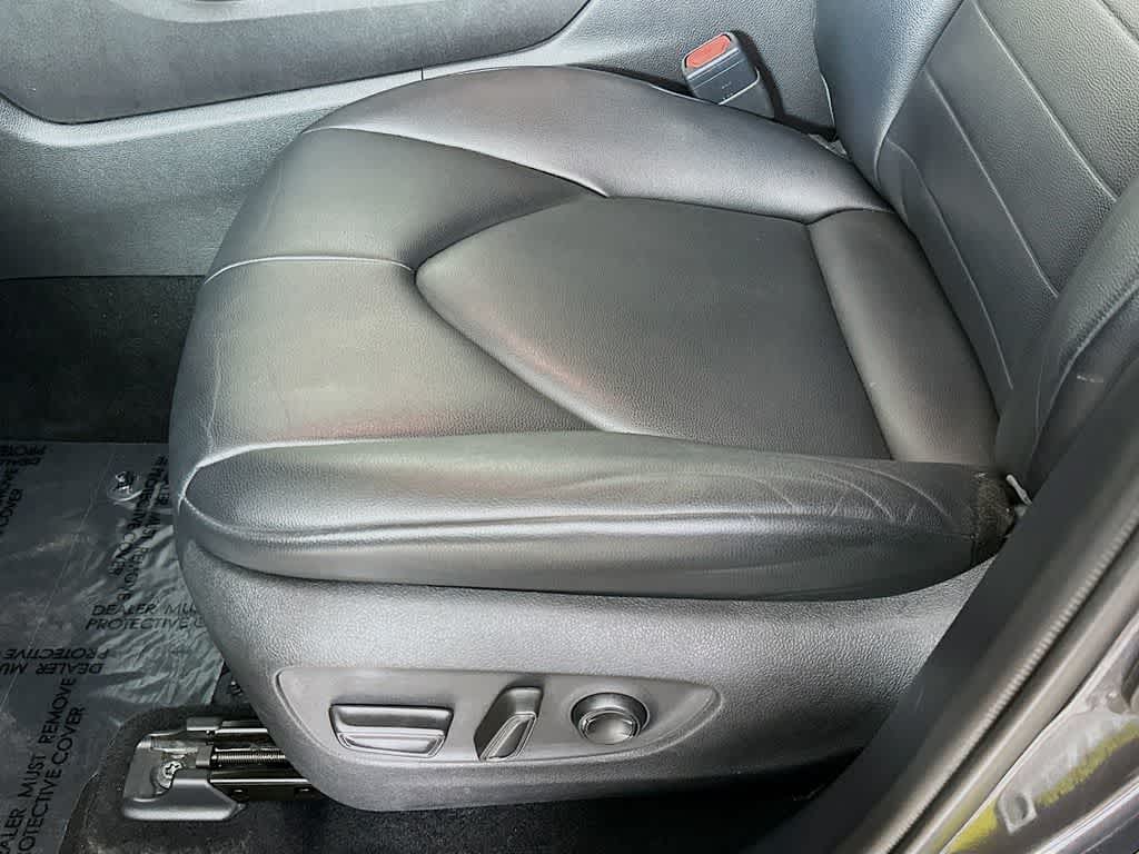 Toyota Highlander Hybrid XLE 2021