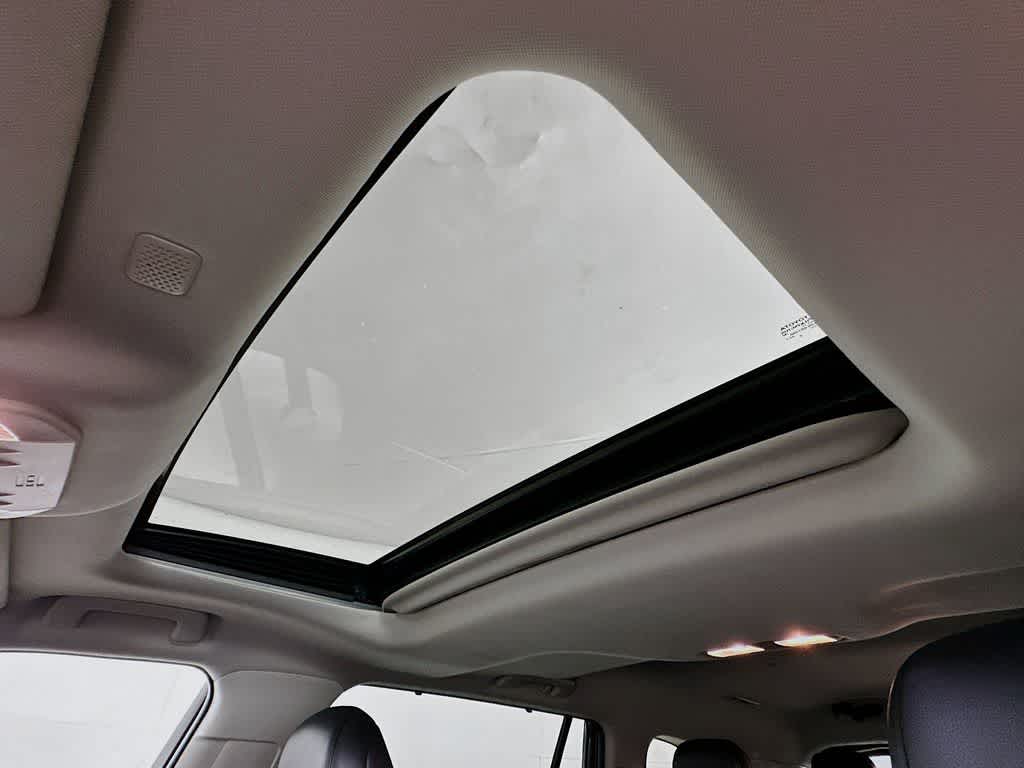 Toyota Highlander Hybrid XLE 2021