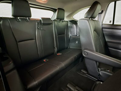 Toyota Highlander Hybrid XLE 2021