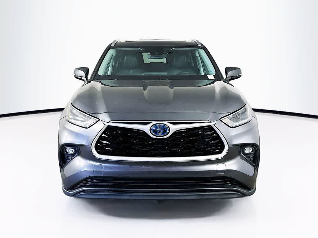Toyota Highlander Hybrid XLE 2021