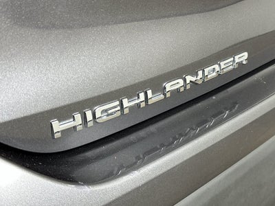 Toyota Highlander Hybrid XLE 2021