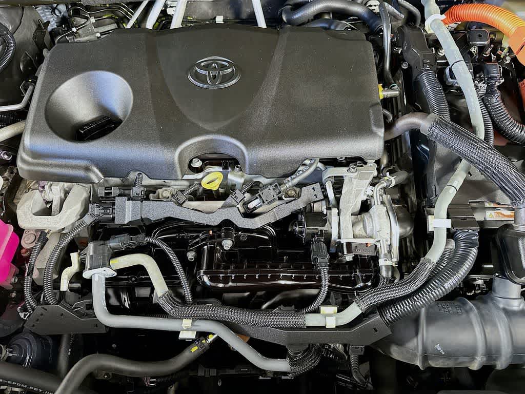 Toyota Highlander Hybrid XLE 2021