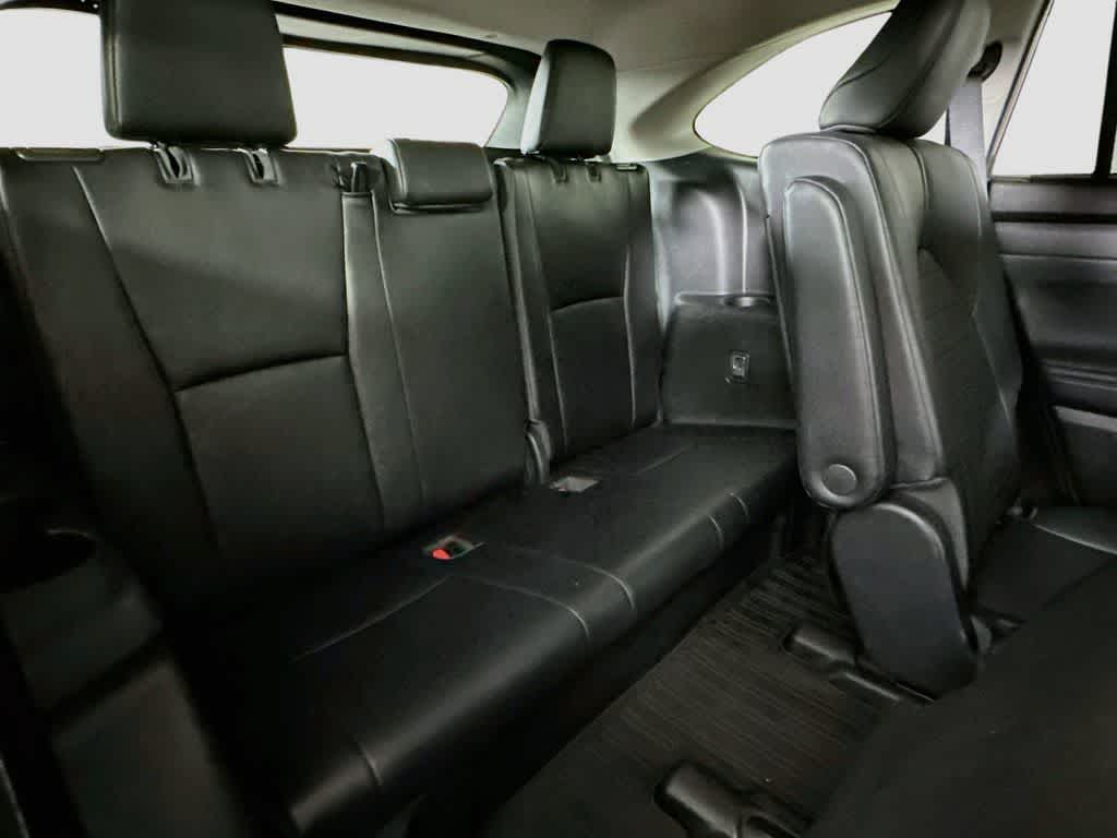 Toyota Highlander XLE 2020