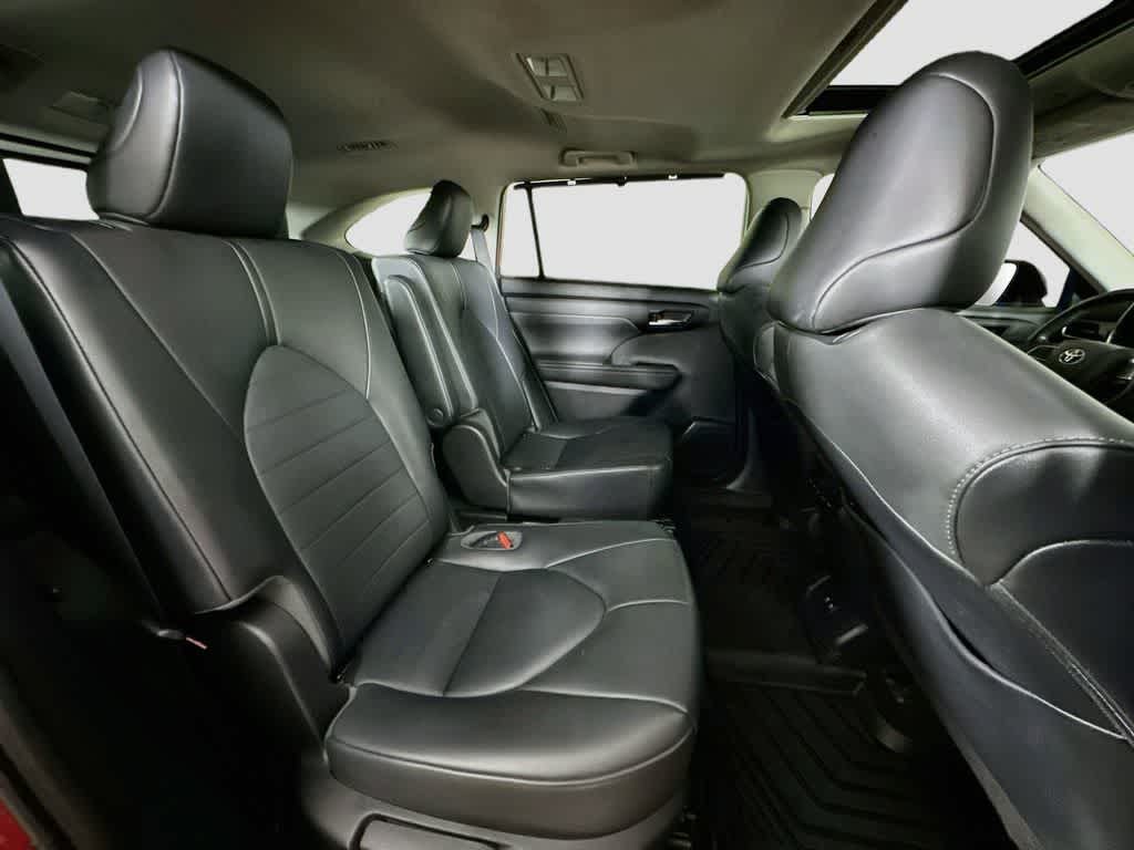 Toyota Highlander XLE 2020