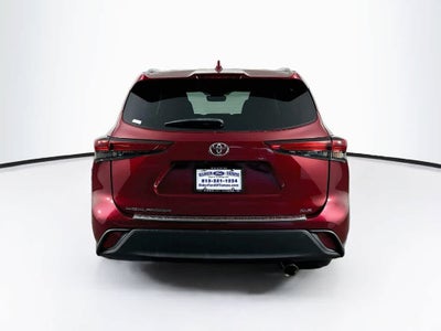 Toyota Highlander XLE 2020
