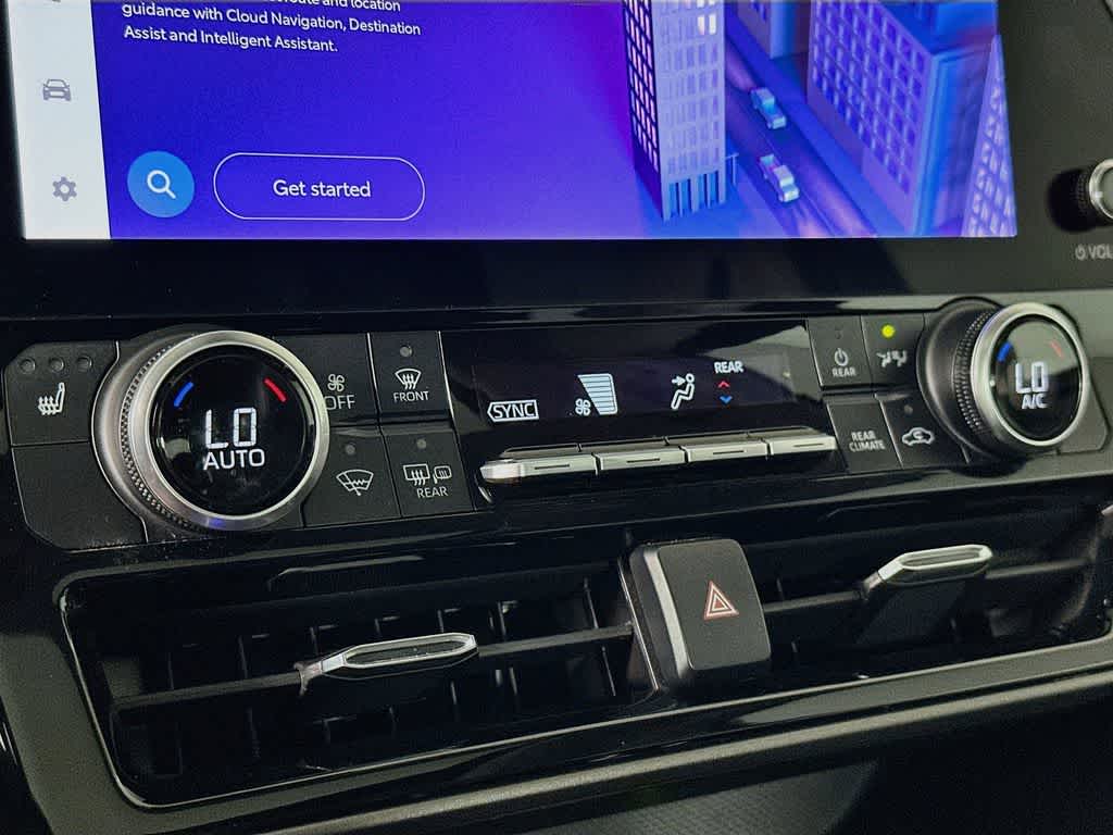 Toyota Highlander XLE 2023
