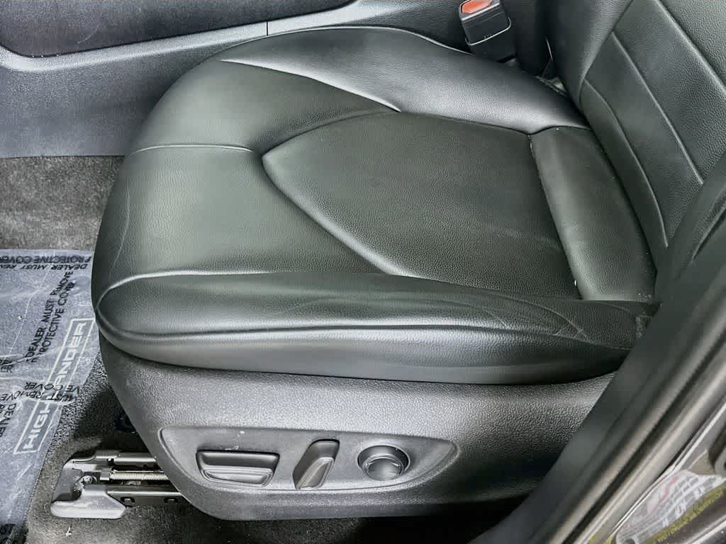 Toyota Highlander XLE 2023