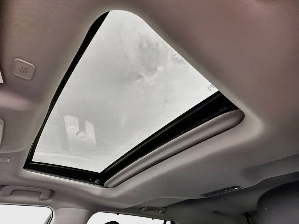 Toyota Highlander XLE 2023