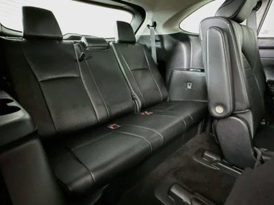 Toyota Highlander XLE 2023