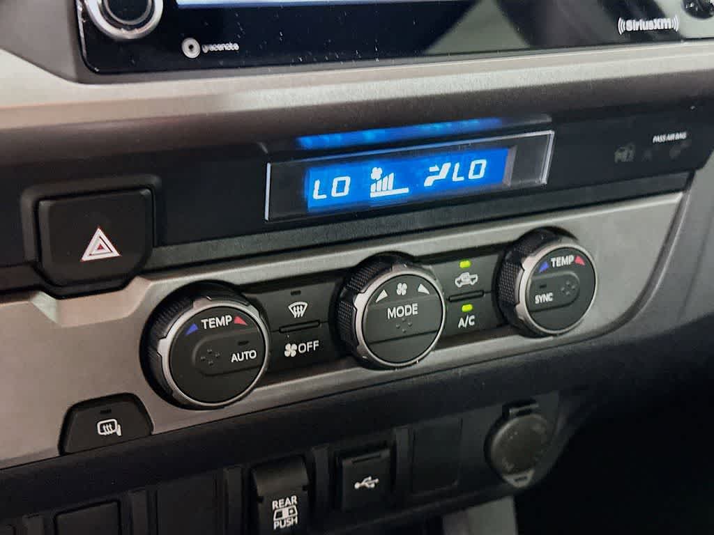 Toyota Tacoma SR5 2021