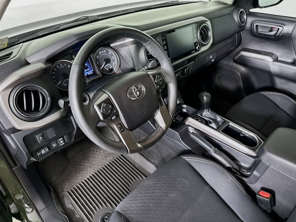 Toyota Tacoma SR5 2021