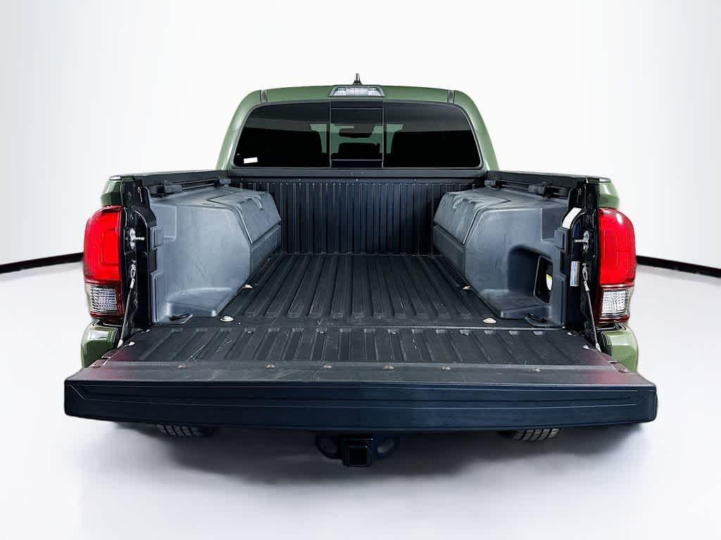 Toyota Tacoma SR5 2021