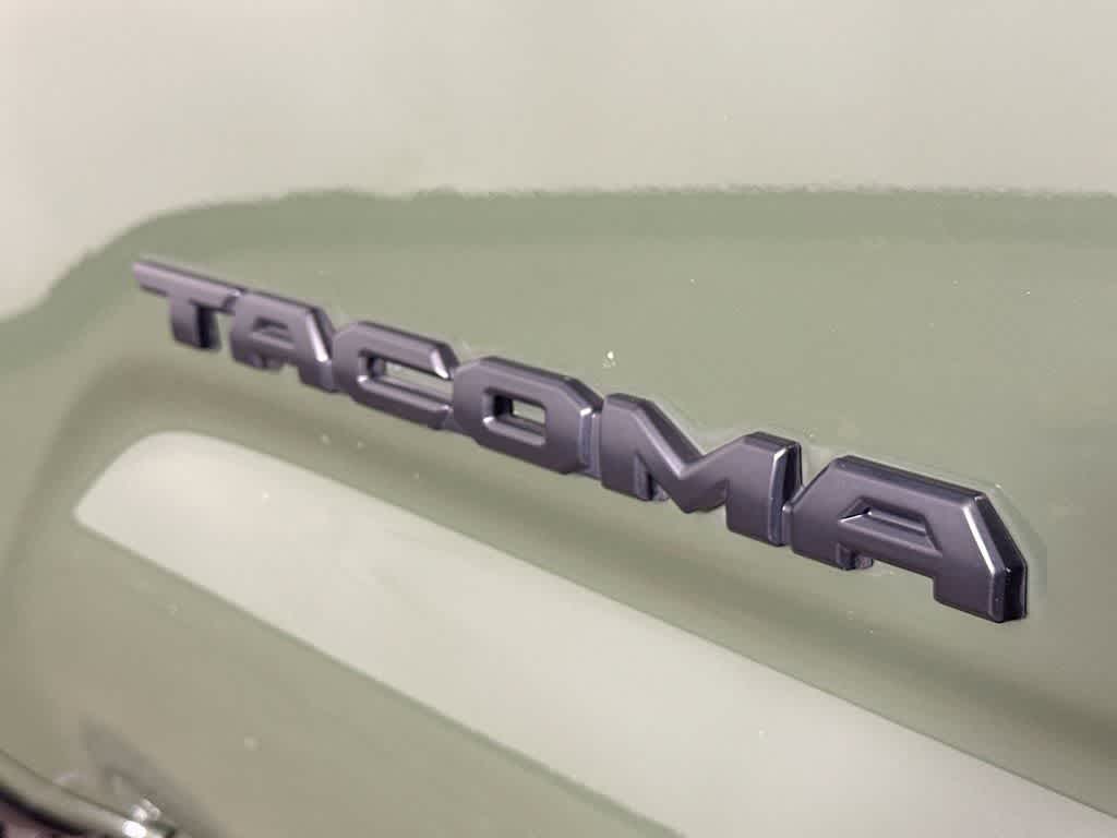 Toyota Tacoma SR5 2021