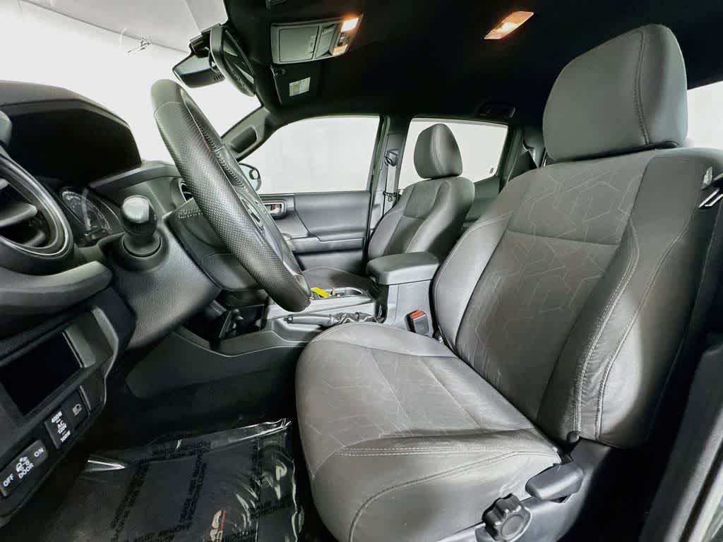 Toyota Tacoma Base 2019