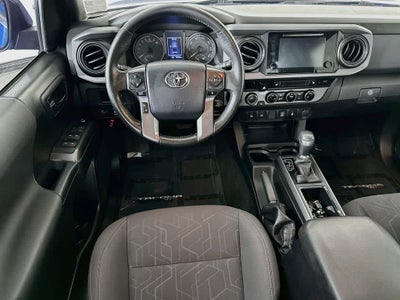 Toyota Tacoma Base 2017