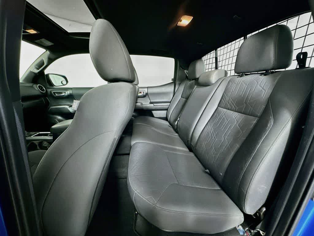 Toyota Tacoma Base 2017