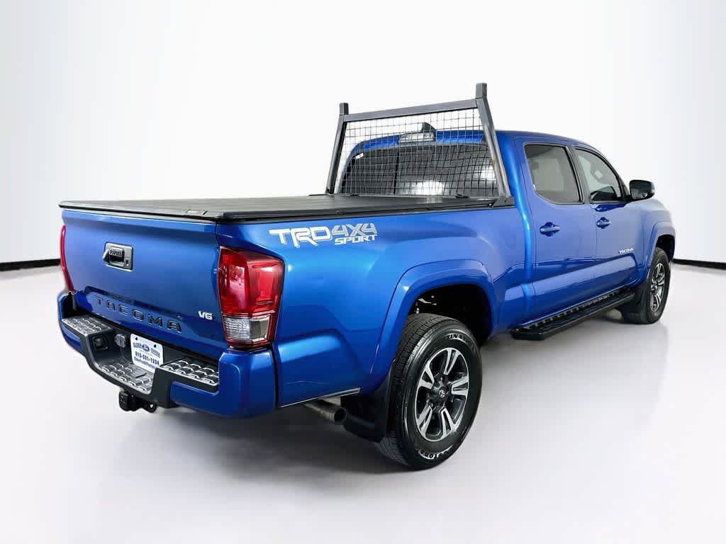 Toyota Tacoma Base 2017