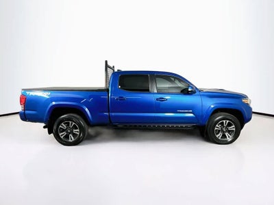Toyota Tacoma Base 2017