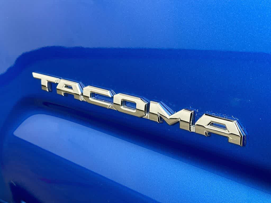 Toyota Tacoma Base 2017