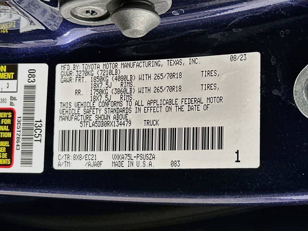 Toyota Tundra SR5 2024