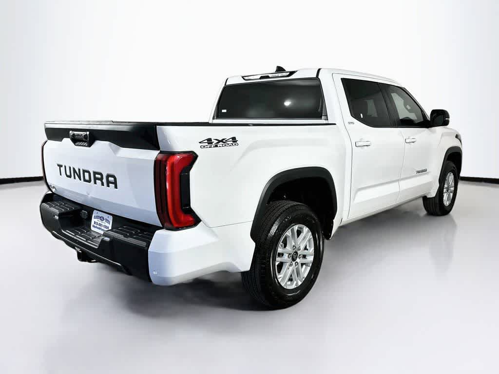 Toyota Tundra SR5 2025