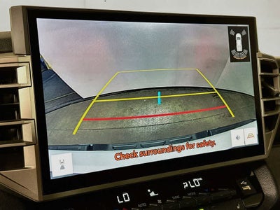 Toyota Tundra SR5 2025