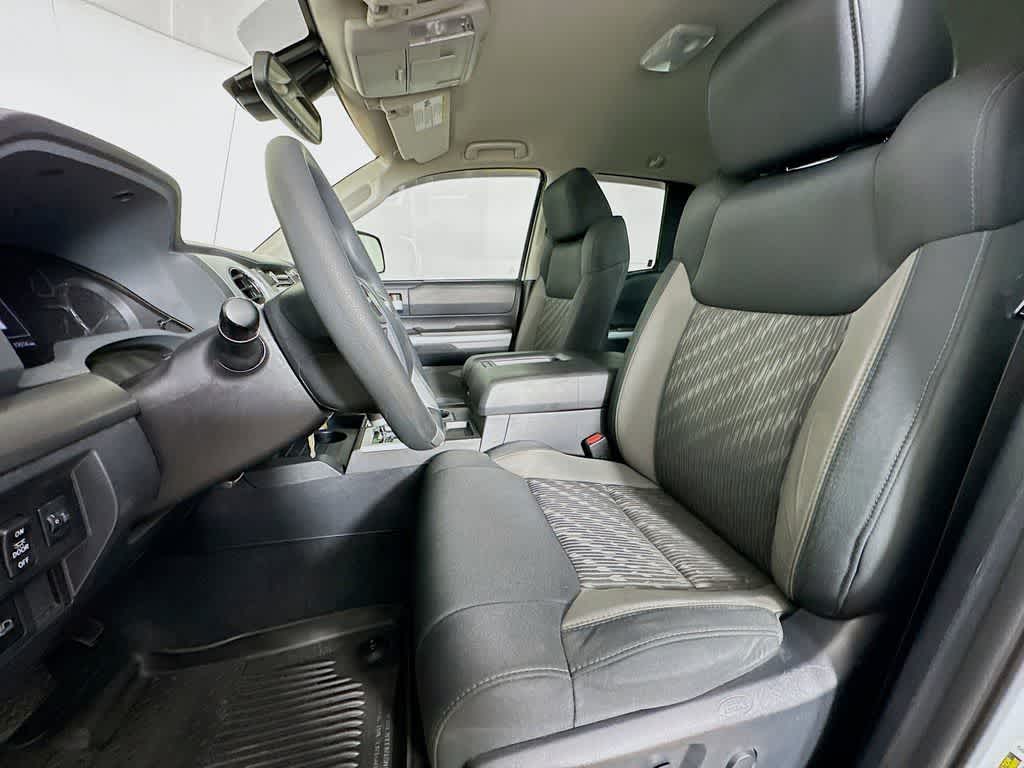 Toyota Tundra SR5 2019