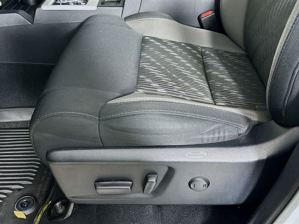 Toyota Tundra SR5 2019