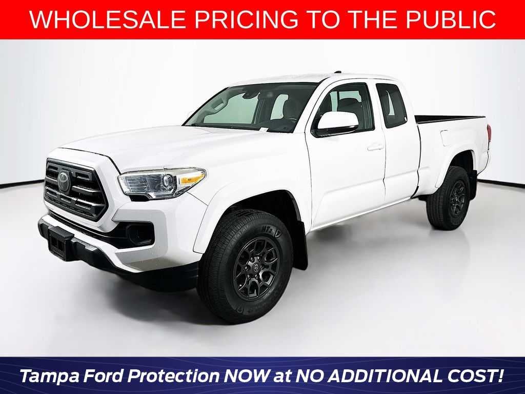 Toyota Tacoma SR 2018