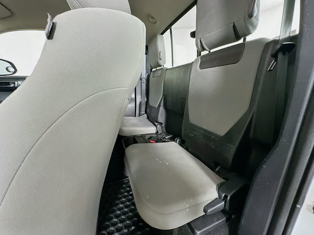 Toyota Tacoma SR 2018