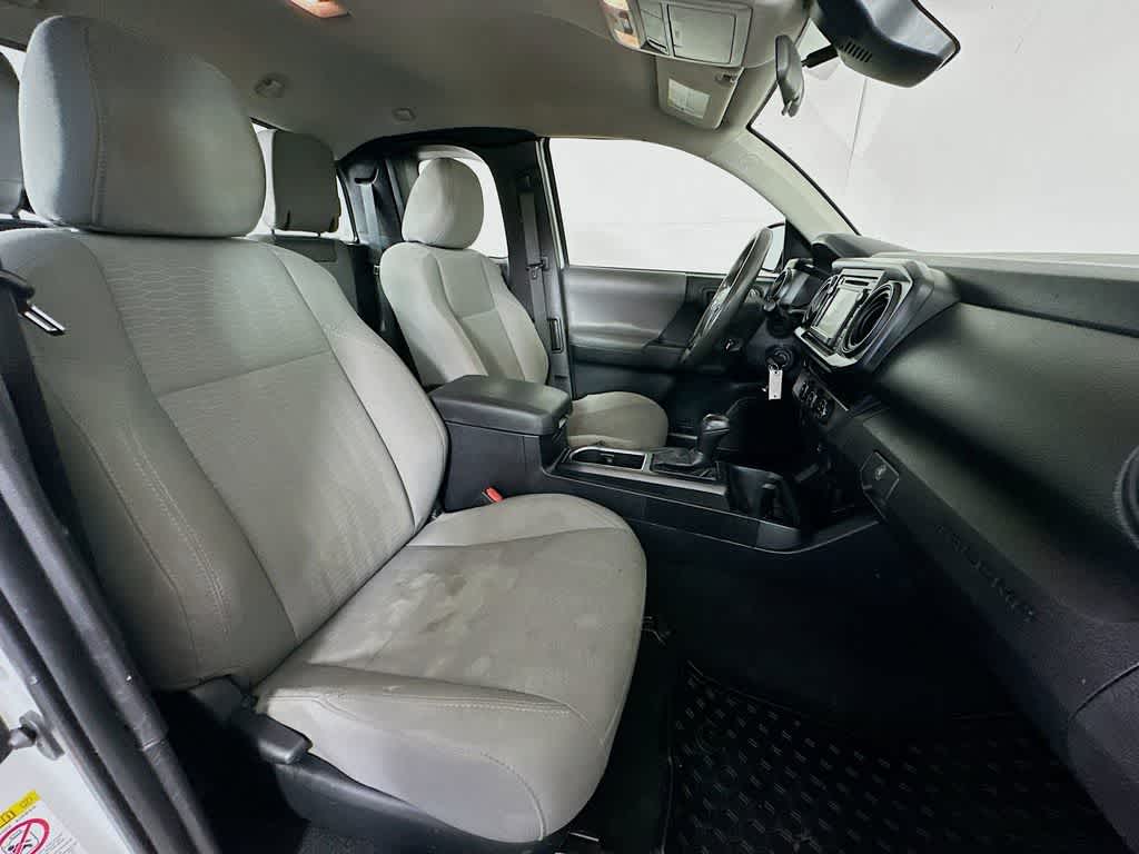 Toyota Tacoma SR 2018