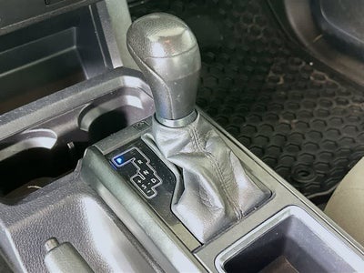 Toyota Tacoma SR 2018