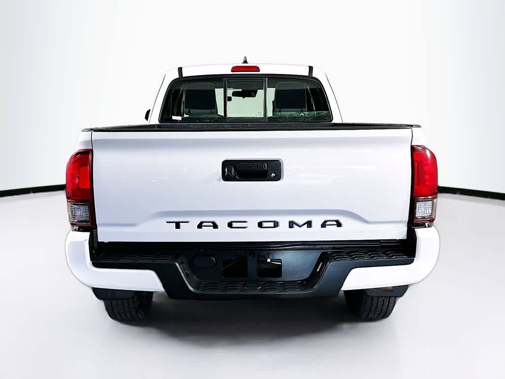 Toyota Tacoma SR 2018