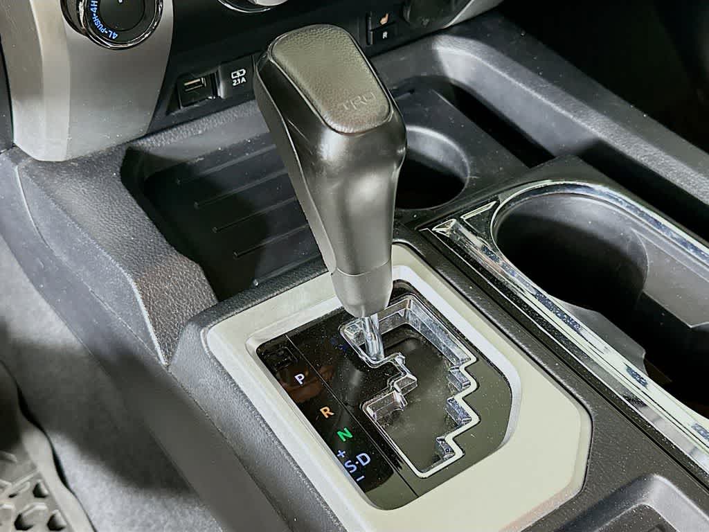 Toyota Tundra Base 2020