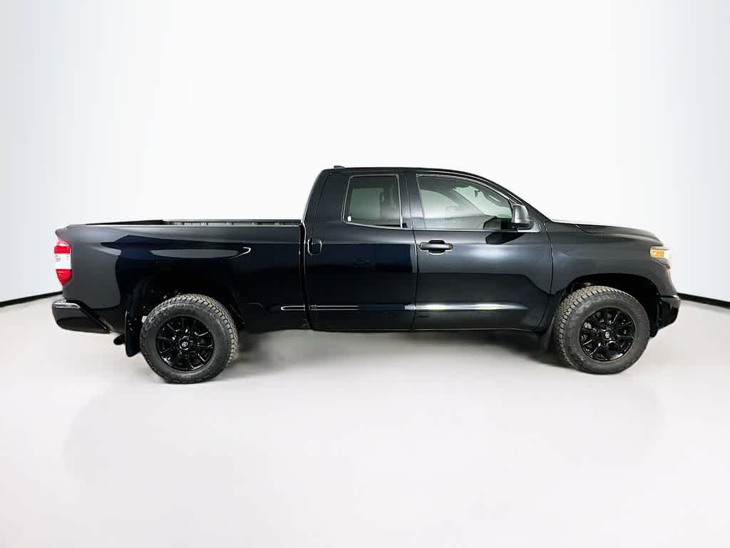 Toyota Tundra Base 2020