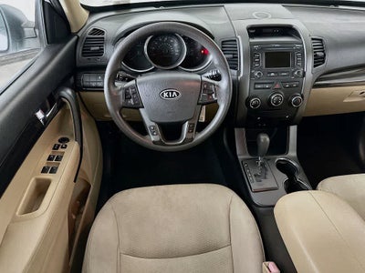 Kia Sorento LX 2013