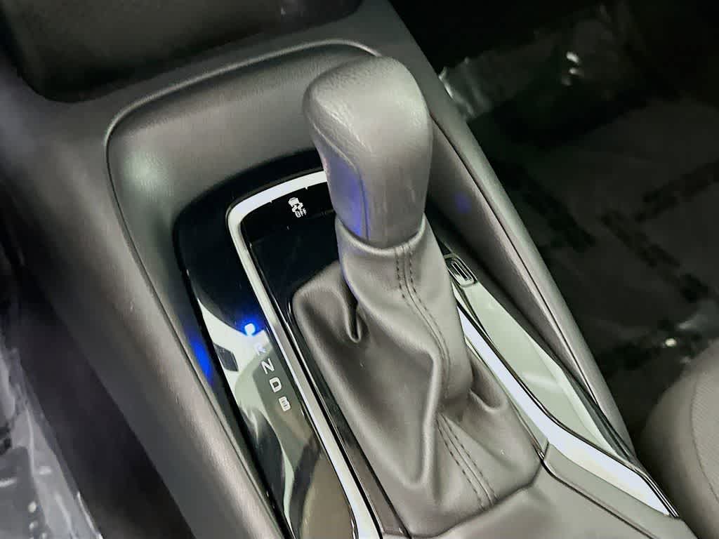 Toyota Corolla LE 2024