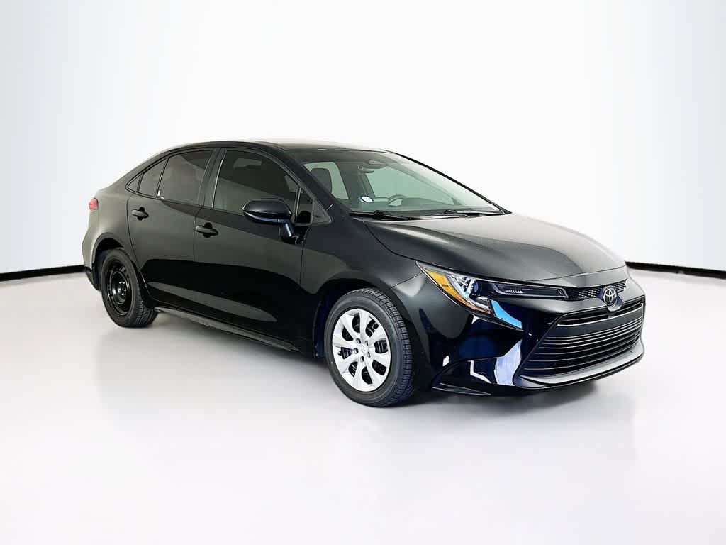 Toyota Corolla LE 2024