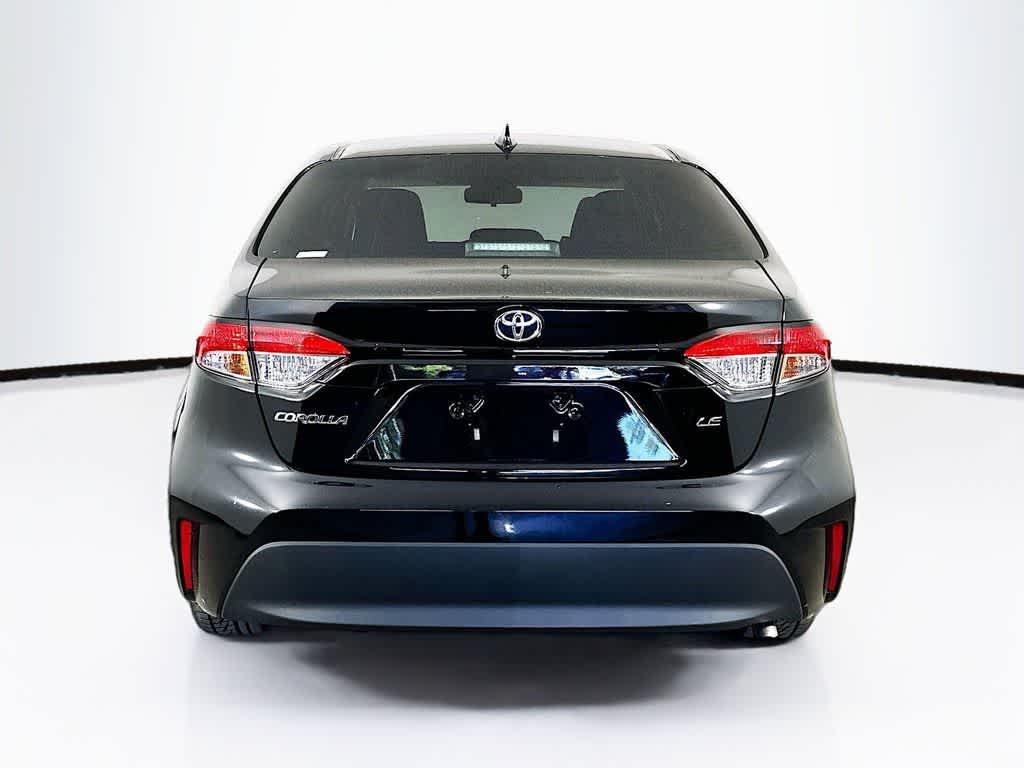 Toyota Corolla LE 2024